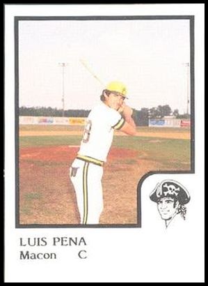 18 Luis Pena